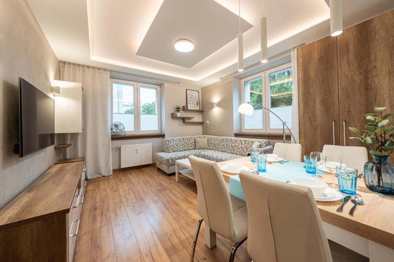 Apartment Bluebird Katowice Near Spodek Mck & City Center Luaran gambar